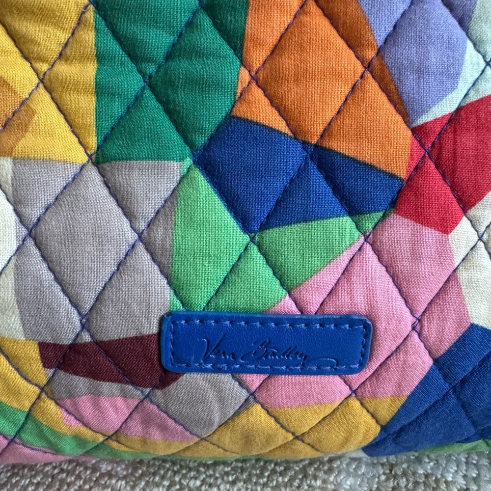 Vera Bradley Quilted Travel Cosmetic Toiletry Bag Vacation Washable Multicolor - Picture 10 of 10